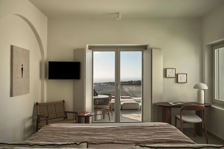 Room 34 of 76