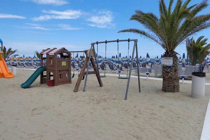 Beach 27 of 41