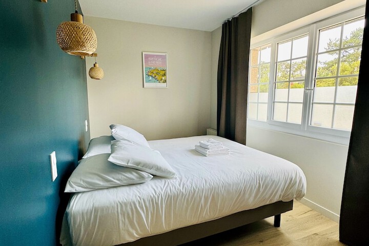 Room 11 of 52