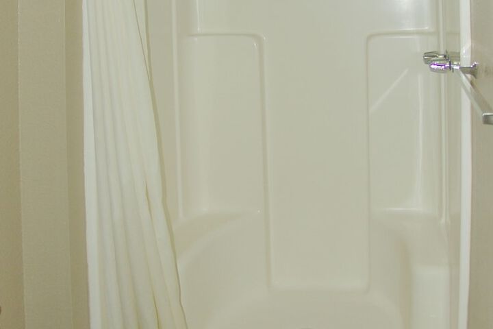 Room 18 of 40