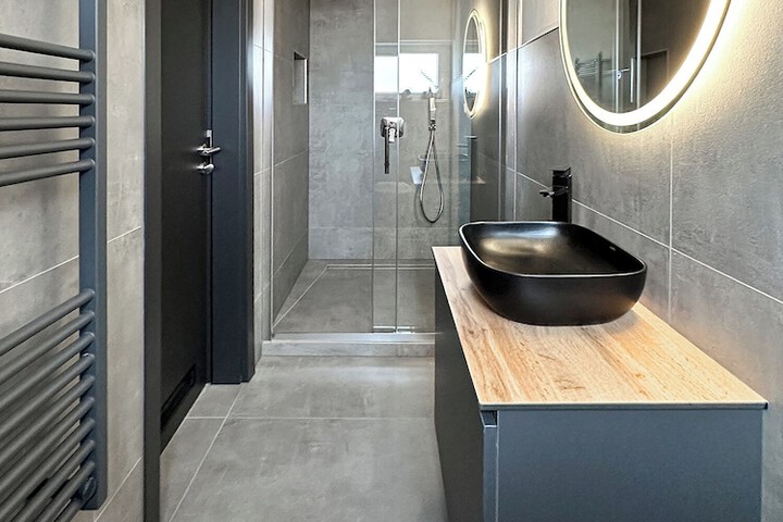 Room 139 of 179