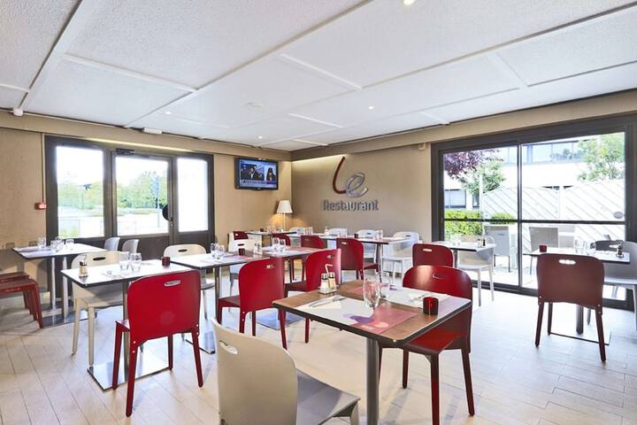 Dining Photos