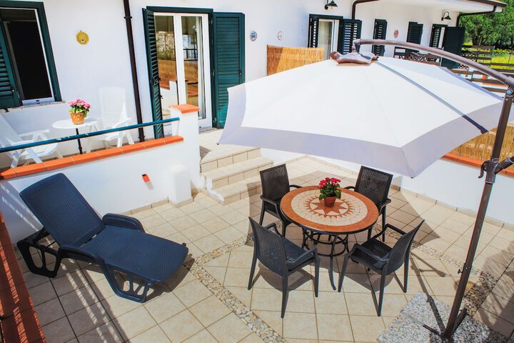 Terrace/Patio 18 of 64