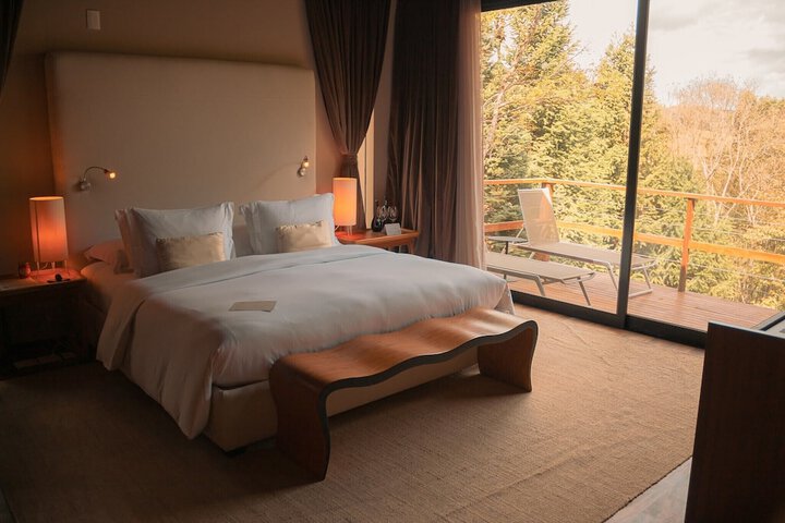 Room 7 of 74