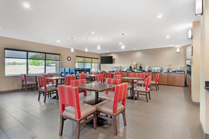 Breakfast area