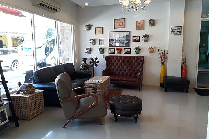Lobby Entry