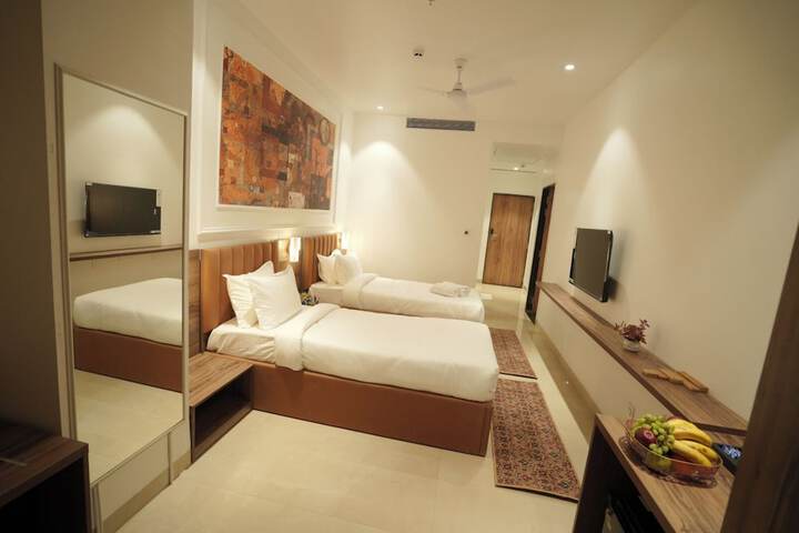 Room 58 of 102