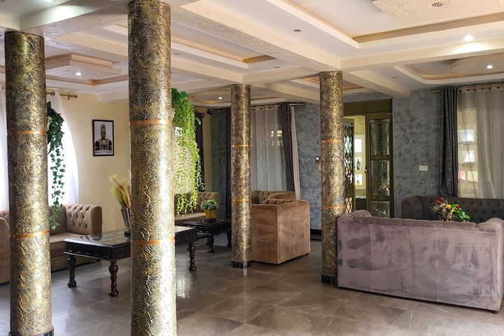 Hotel Interior 4 of 36