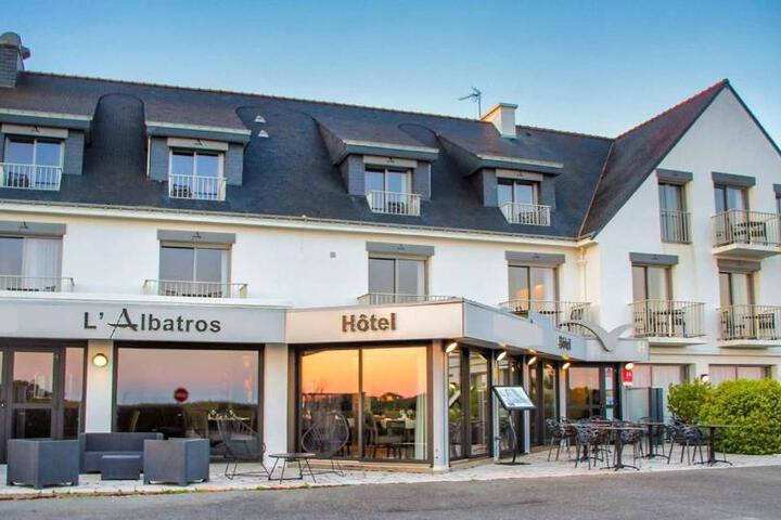 Logis Hôtel lAlbatros