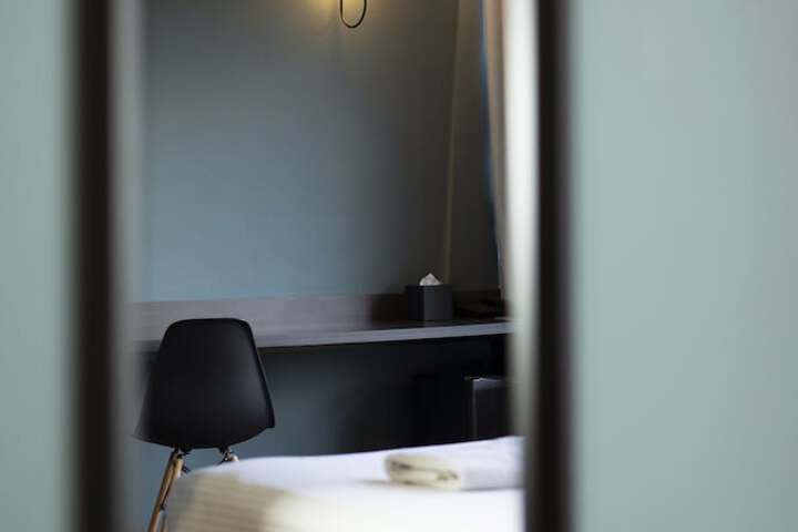 Room 21 of 39