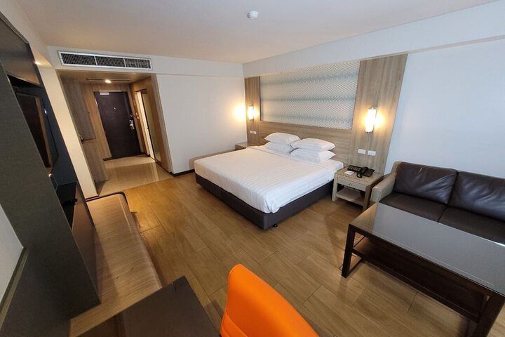 Room 12 of 45