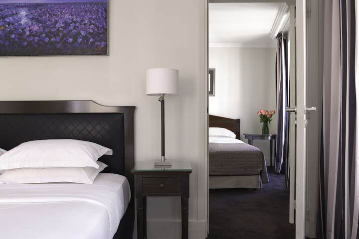 Room 14 of 34