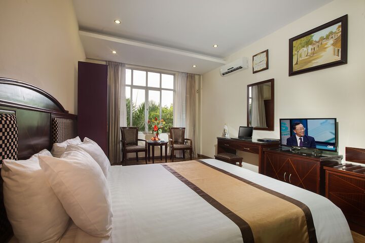 Room 12 of 22