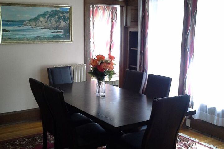 Dining 10 of 21