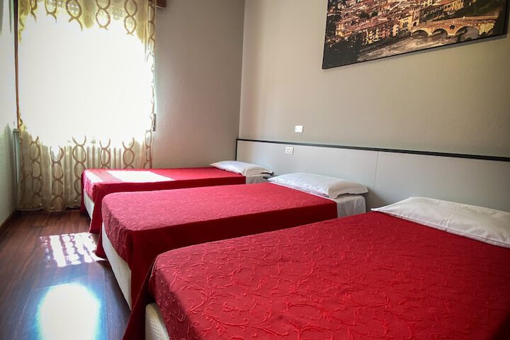 Room 17 of 35