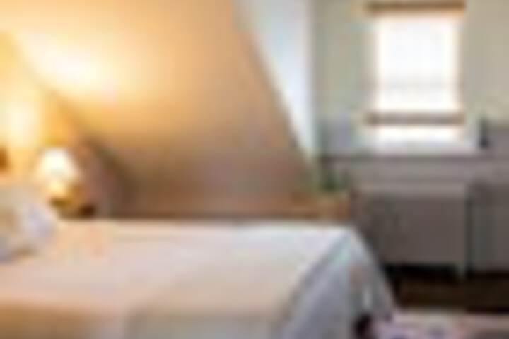 Room 20 of 126