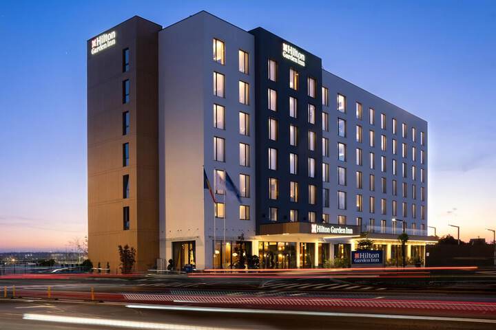 Hotel 82 of 83