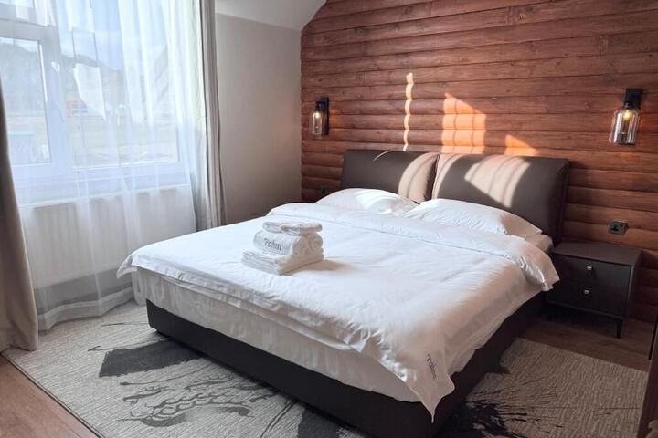 Room 26 of 63
