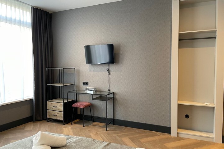 Room 19 of 52