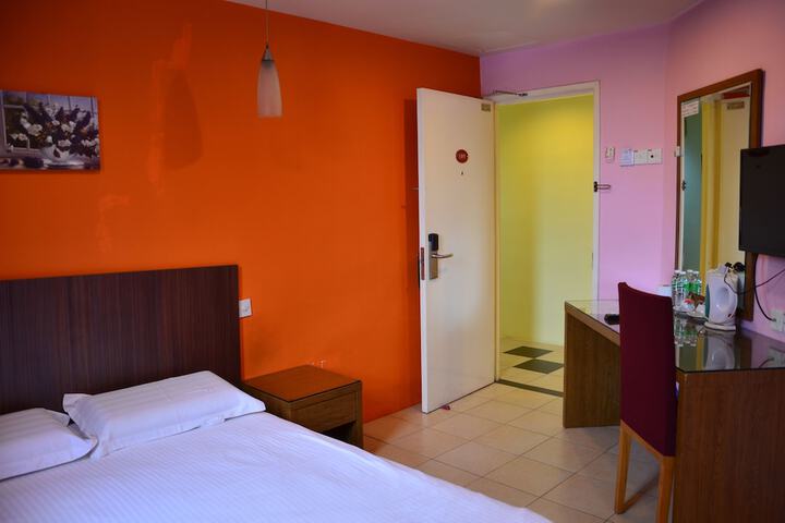 Room 16 of 56