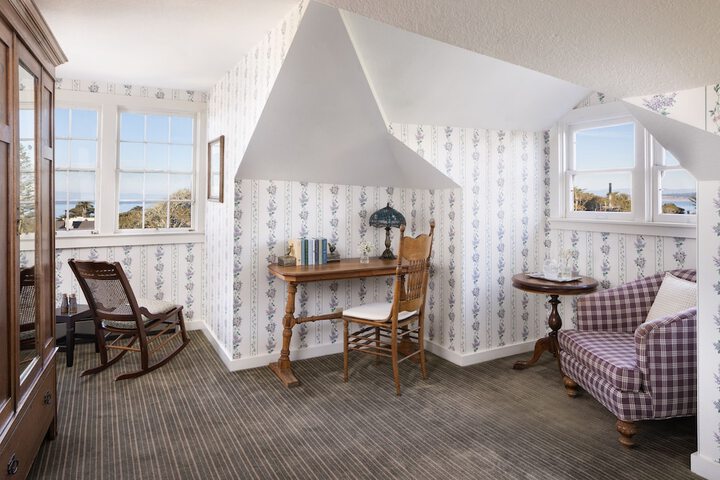 Room 15 of 50