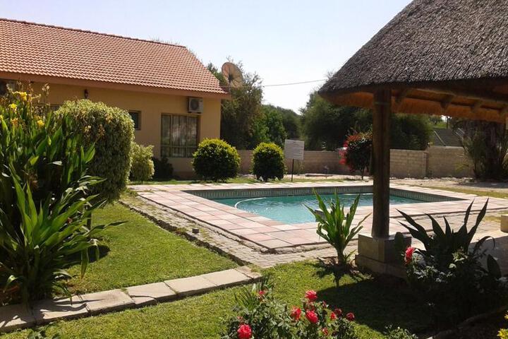 Photo 1