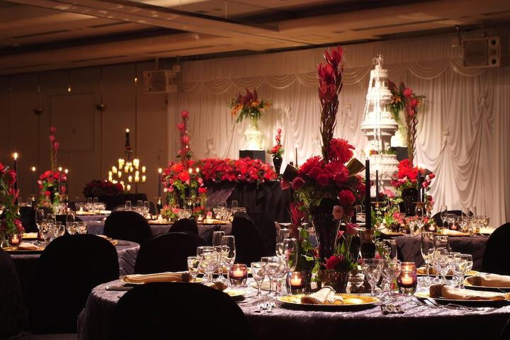Ballroom/Hall 19 of 26