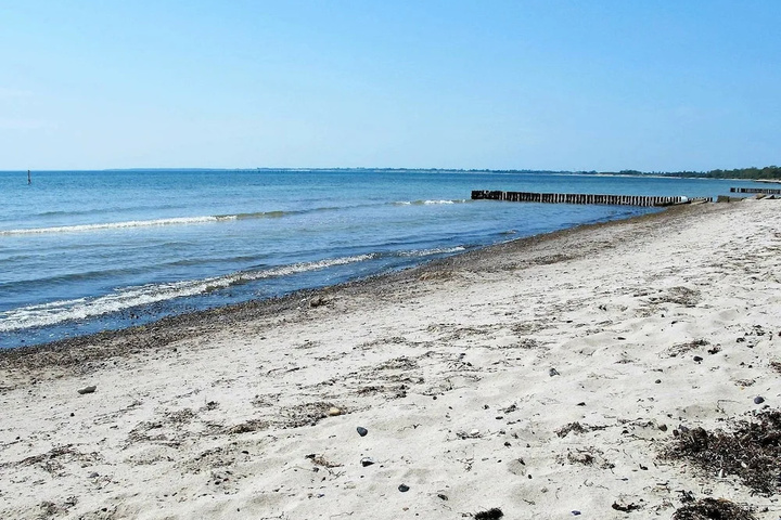 Beach 8 of 14