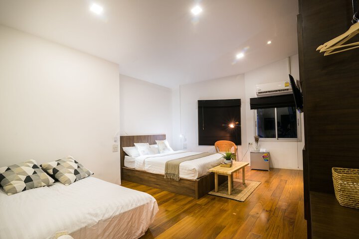 Room 49 of 108