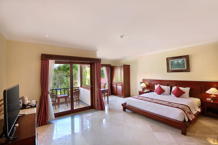 Room 10 of 74
