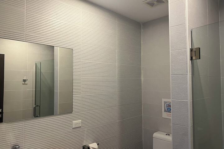 Room 75 of 106