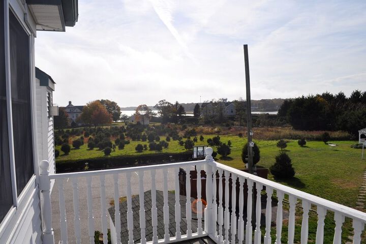 Terrace/Patio 21 of 44