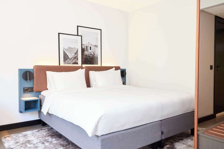 Room 20 of 59