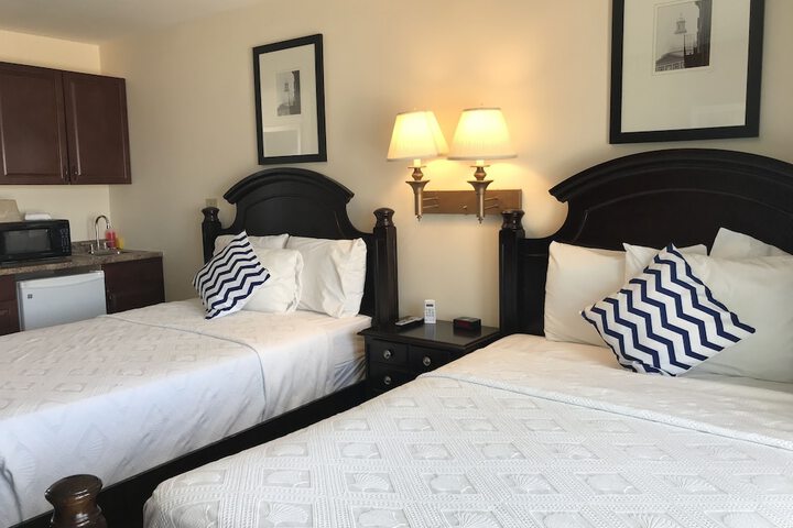 Value Room 1 Queen Bed (23 of 26)