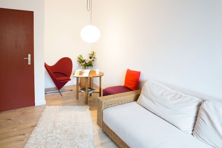 Room 2 of 14