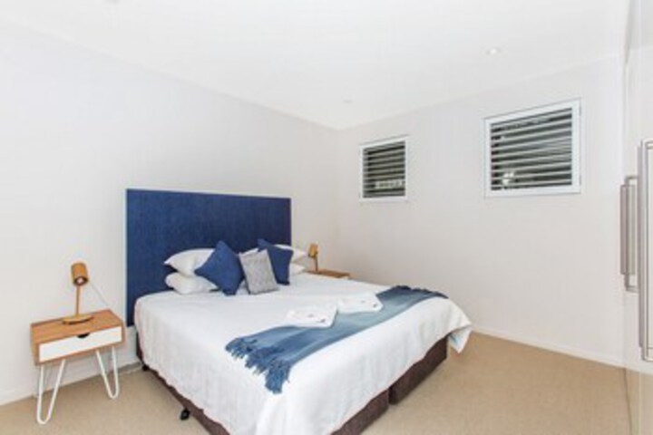 Room 15 of 19