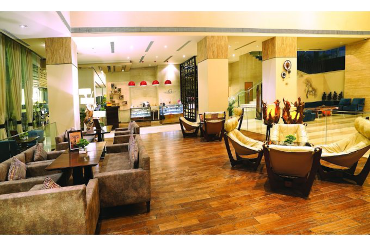 DoubleTree by Hilton Gurugram Baani Square