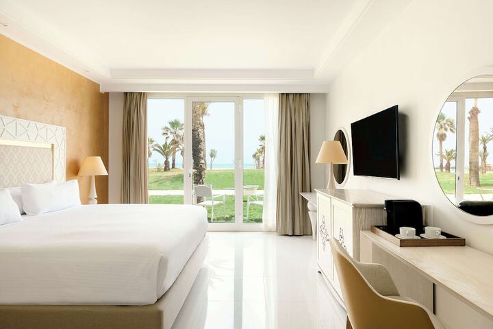 Room 42 of 113