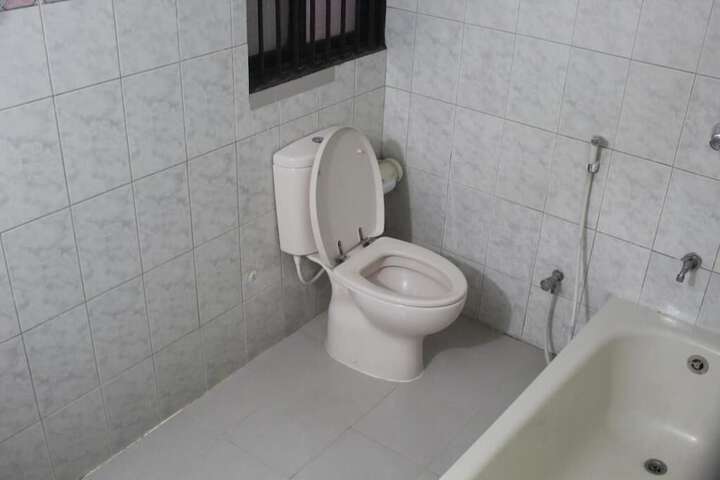 Room 19 of 29