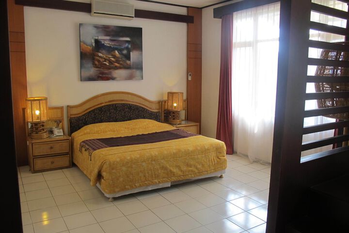 Room 5 of 55