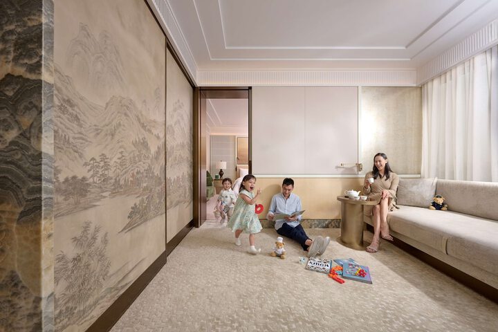 Room 45 of 119