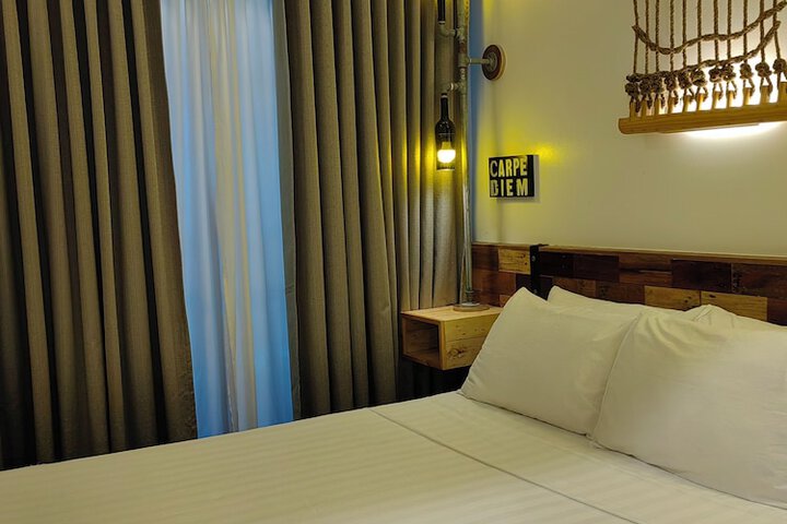 Room 19 of 101