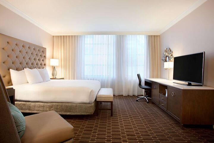 Room 15 of 73