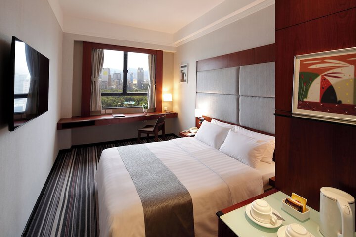 Room 21 of 61