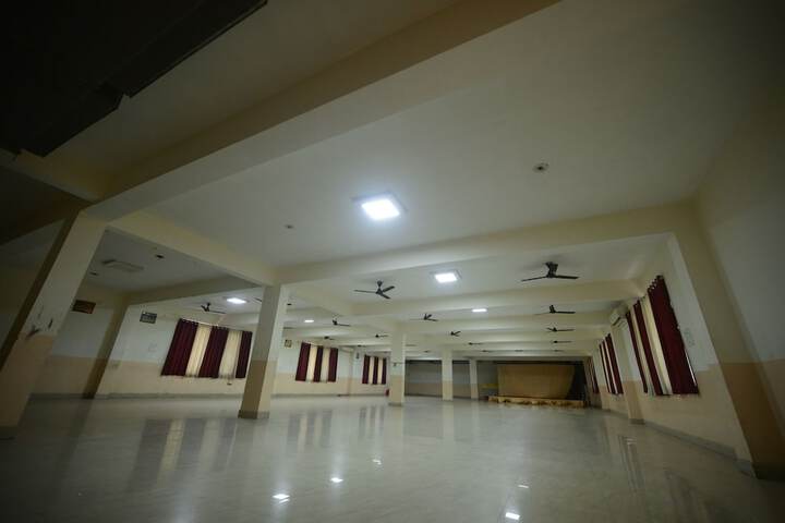 Ballroom/Hall 50 of 54