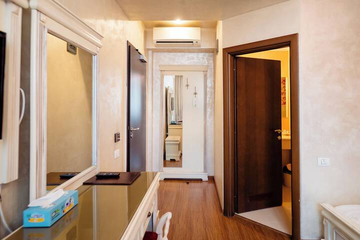 Room 63 of 169