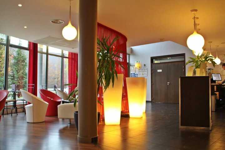 Guest Lobby