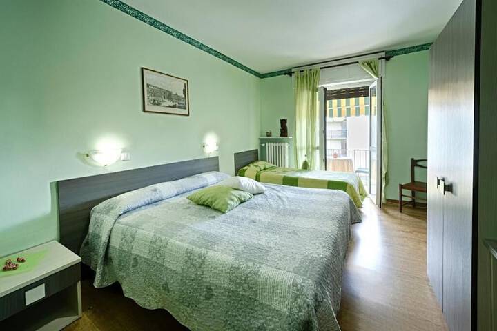 Room 7 of 31