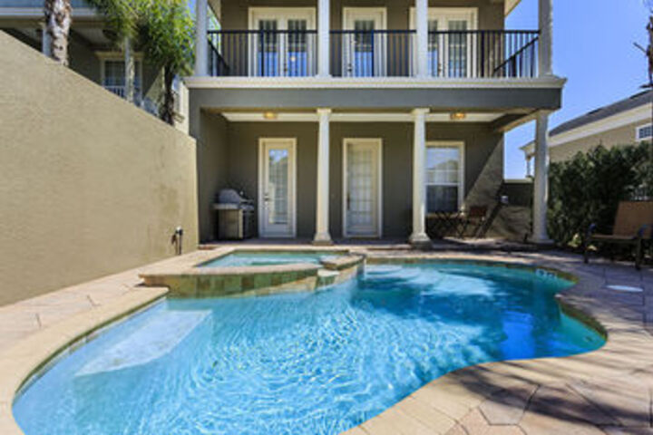 Pool 53 of 62