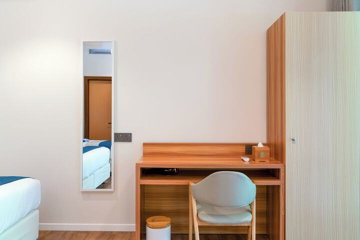 Room 38 of 103